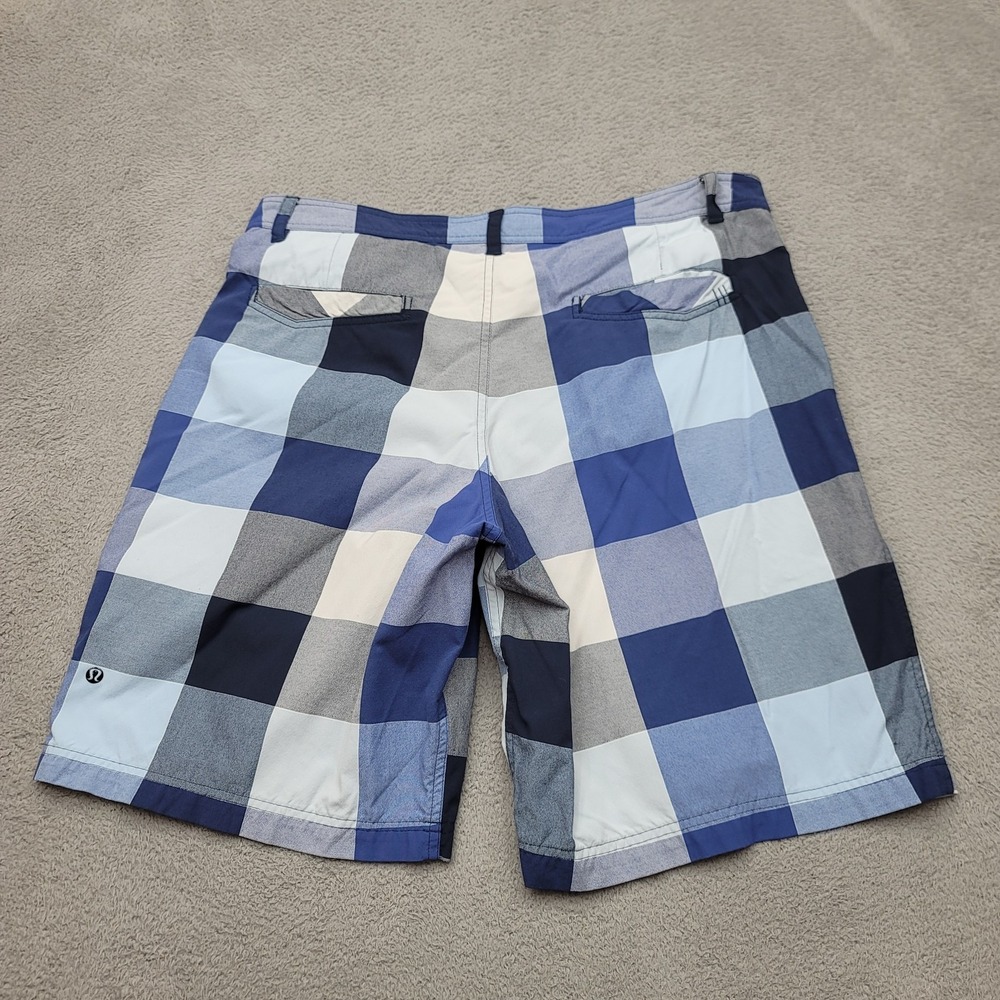 Lululemon Mens Kahuna Shorts 38 Blue Plaid Check Golf Board Stretch Flat Chino